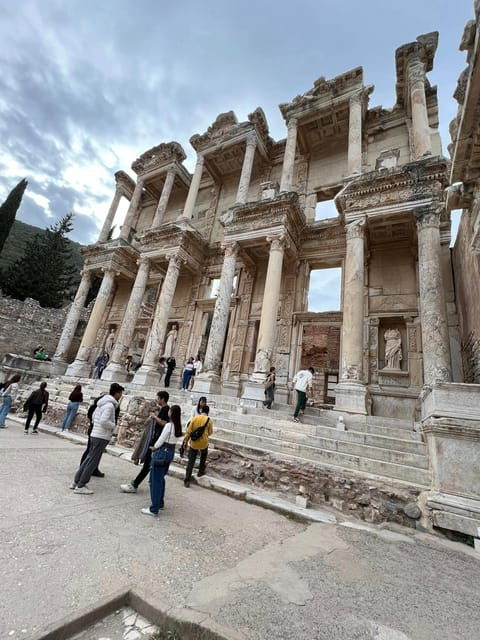 private-biblical-ephesus-tour-with-bible-oriented-tour-guide