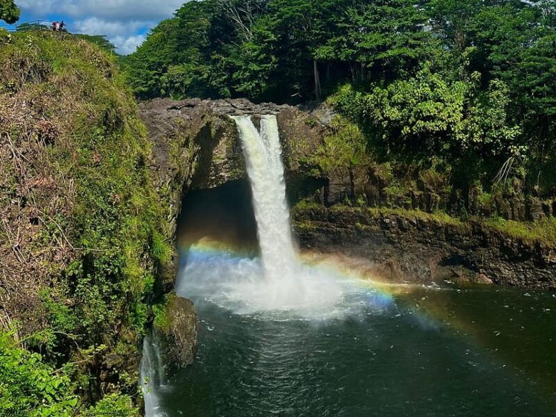 private-big-island-tourcoffee-beachesvolcanos-waterfall