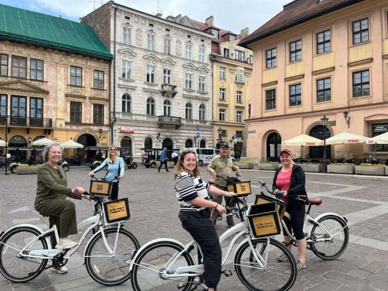 Private Bike Tour from 4 pax, Old Town, Univ, Castle, Jewish - Key Points