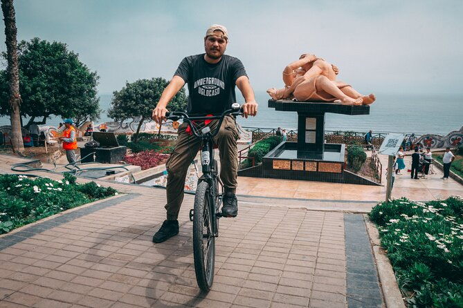 private-bike-tour-of-miraflores-exploring-lima
