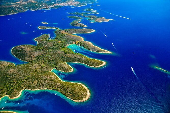 private-blue-and-green-cave-tour-from-hvar-town