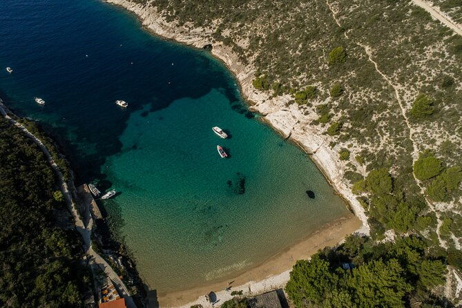 private-blue-cave-5-islands-tour-vip-experience