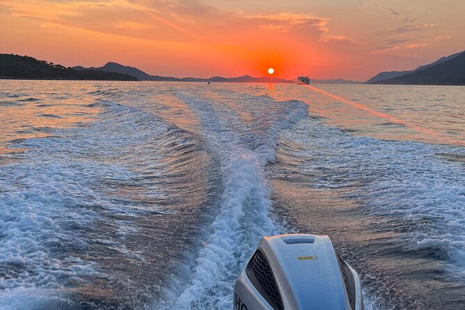 private-blue-cave-tour-half-day-with-a-speedboat