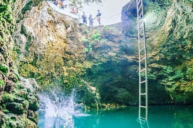 private-blue-hole-mineral-spring-tour-from-montego-bay