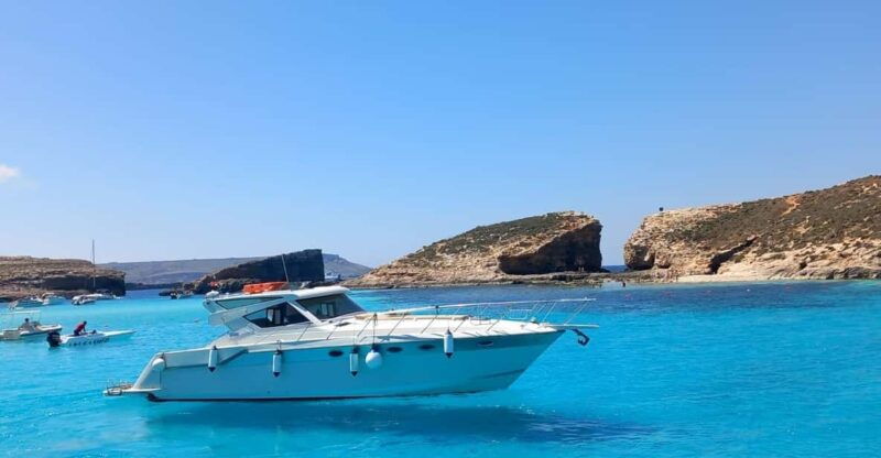 private-boat-charter-around-gozo-comino-blue-lagoon