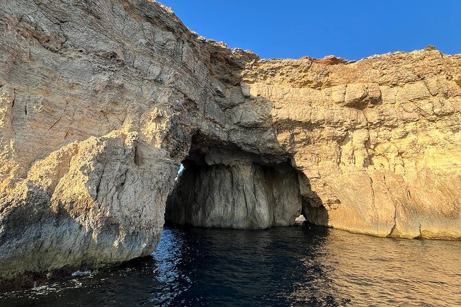 private-boat-charter-blue-lagoon-crystal-lagoon-and-comino-2