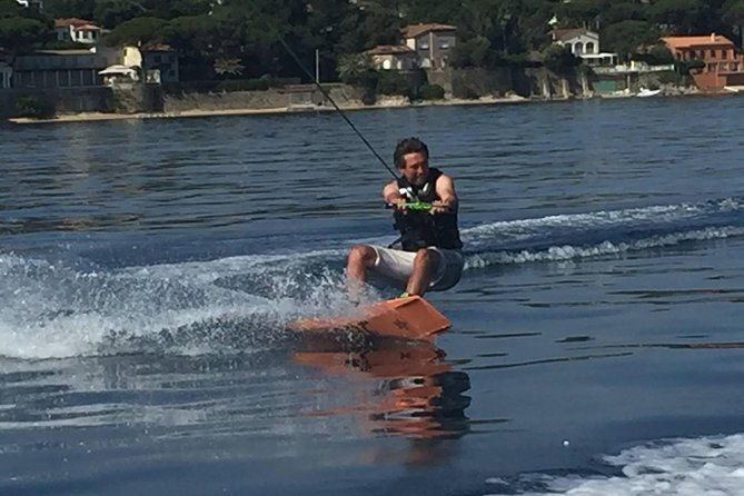 private-boat-charter-including-water-sports-in-bay-of-st-tropez
