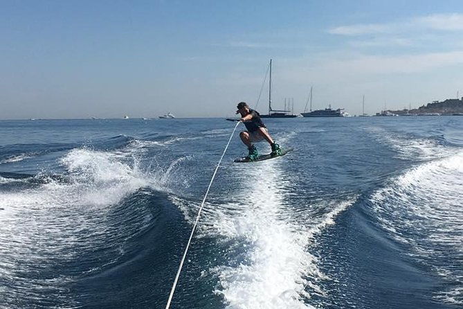 private-boat-charter-including-water-sports-in-bay-of-st-tropez
