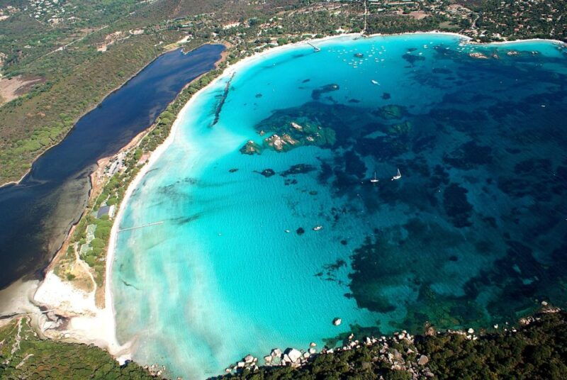 private-boat-coastline-day-trip