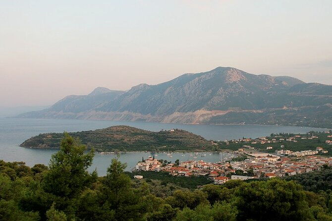 private-boat-cruise-to-palaia-epidavros-agistri-aegina-and-moni