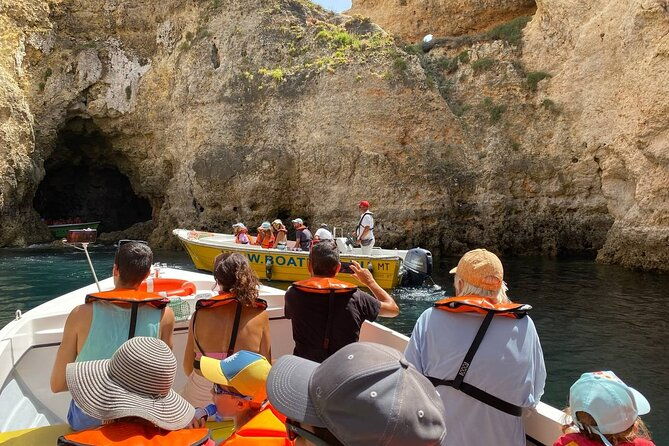 private-boat-cruise-tour-in-ponta-da-piedade-in-lagos