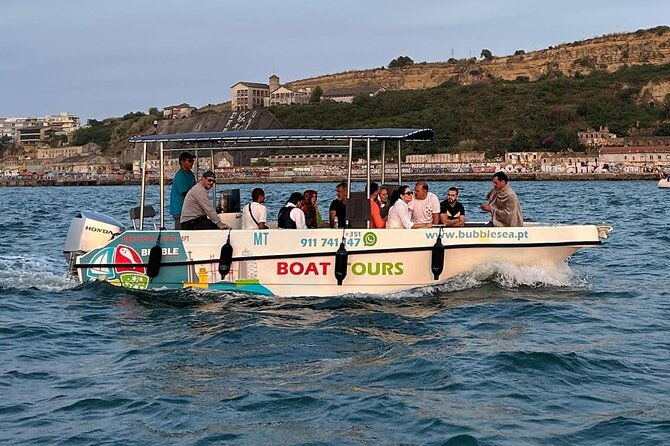 private-boat-cruise-with-6-bottles-of-champagne-2-hours