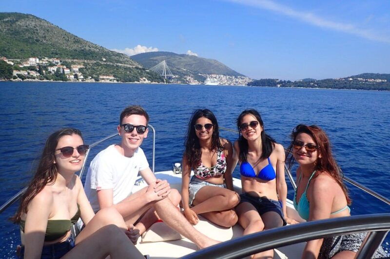 private-boat-excursion-elaphiti-islands-fuel-included