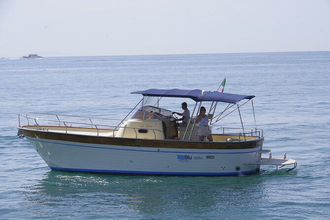 private-boat-excursion-on-the-amalfi-coast