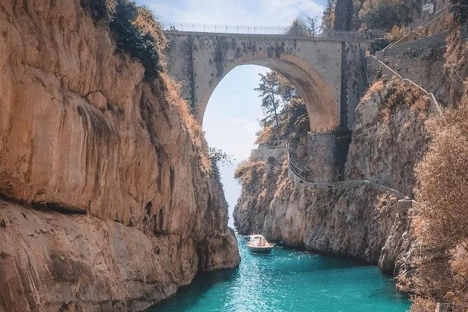 private-boat-experience-in-amalfi-coast-full-day