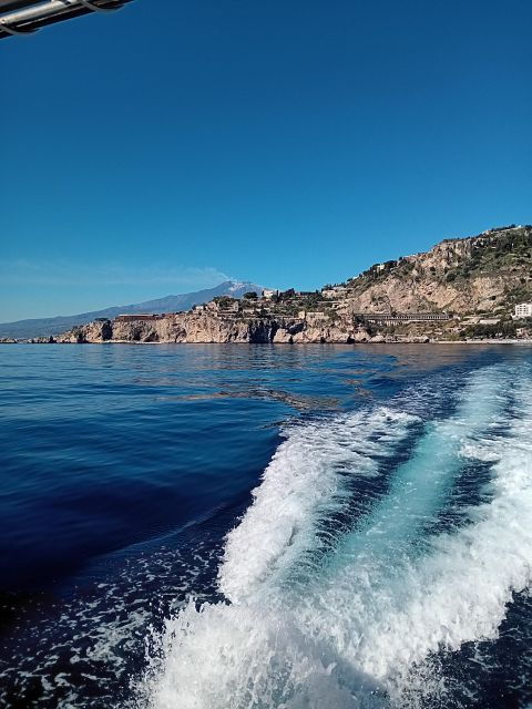private-boat-private-boat-tour-on-the-coast-of-taormina