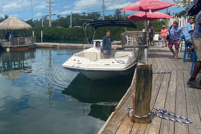 private-boat-rental-in-miami-day-cruise