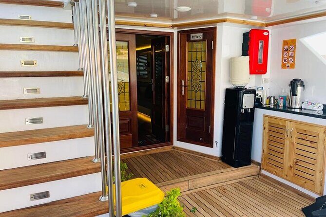 Private Boat Rental in Sharm El Sheikh - The Crew and Service: Friendly, Knowledgeable, and Helpful
