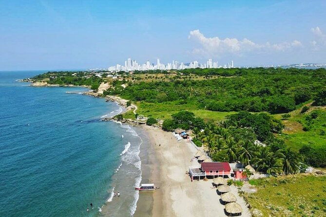 private-boat-rental-to-the-rosario-islands-up-to-15