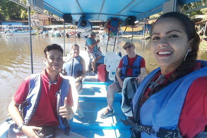 private-boat-ride-colonial-city-tour-at-granadacatarina-lookout