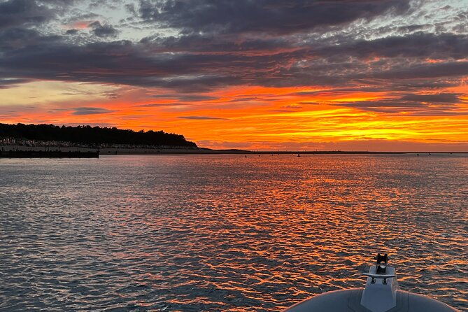 private-boat-sightseeing-tour-along-the-north-norfolk-coast
