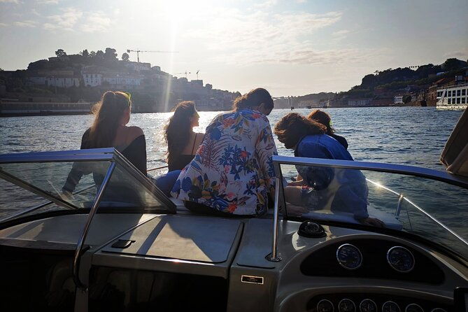 private-boat-tour-1h30m-with-sunset-option-group-price-up-to-6px