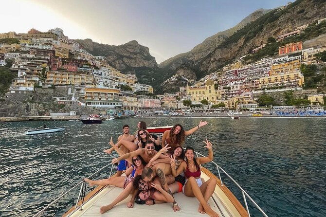 private-boat-tour-along-amalfi-coast-2