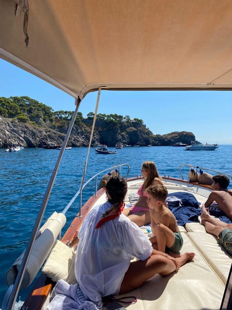 private-boat-tour-amalfi-coast-2