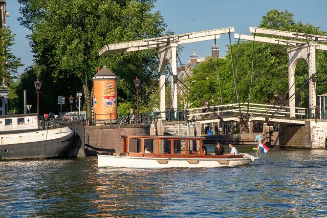Private Boat Tour Amsterdam - 90 Min incl. welcome drink on historic saloon boat - The Itinerary Breakdown: What to Expect