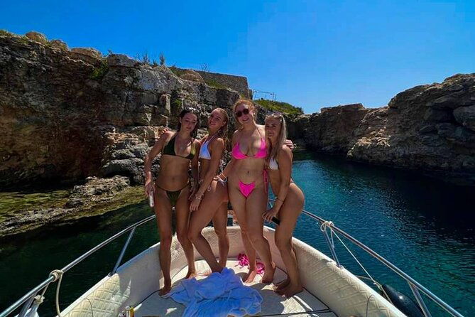 private-boat-tour-at-cominos-blue-lagoon-and-crystal-lagoon