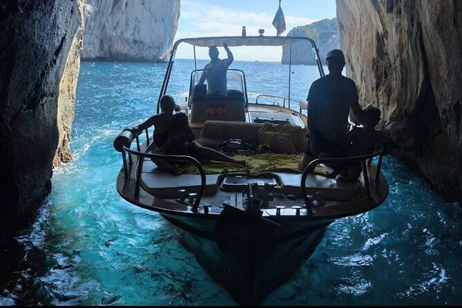 private-boat-tour-capri-full-day