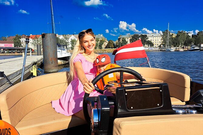 private-boat-tour-experience-in-riga-city-canal-and-daugava