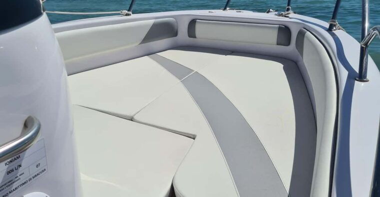 private-boat-tour-from-avola-to-marzamemi-with-snorkeling-4