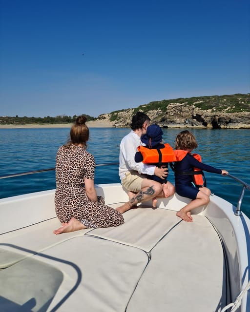 private-boat-tour-from-avola-to-marzamemi-with-snorkeling-4