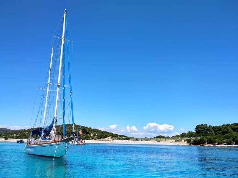 Private Boat Tour From Hvar: Vis Island, Green & Blue Cave - An In-Depth Look at the Tour Itinerary  