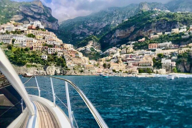 private-boat-tour-from-naples-to-amalfi-coast