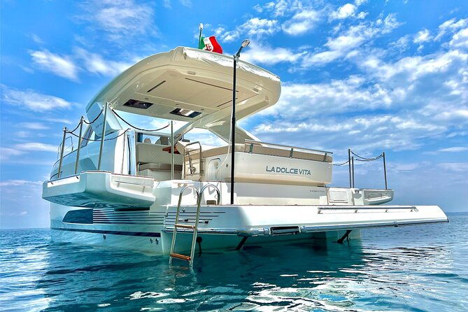 private-boat-tour-from-naples-to-capriamalfi-coast-jeanneau-db43