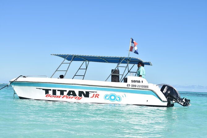 private-boat-tour-from-punta-cana-with-transportation-included