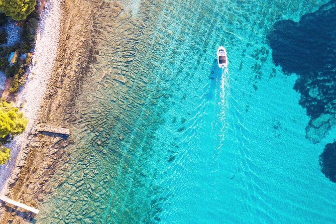 private-boat-tour-half-dayblue-lagoon-2-islands-from-split