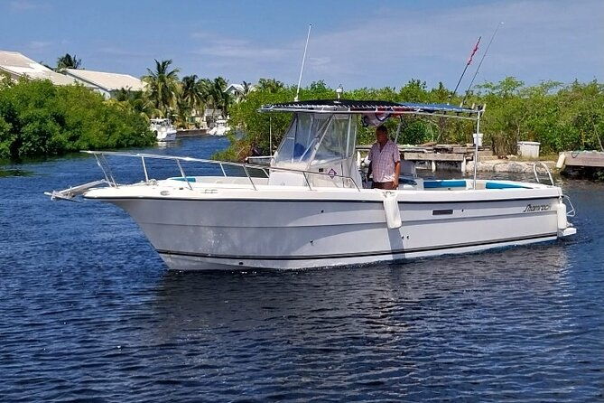 private-boat-tour-in-cayman-islands