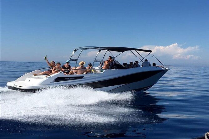 private-boat-tour-in-rio-tour-with-barbecue-and-drinks