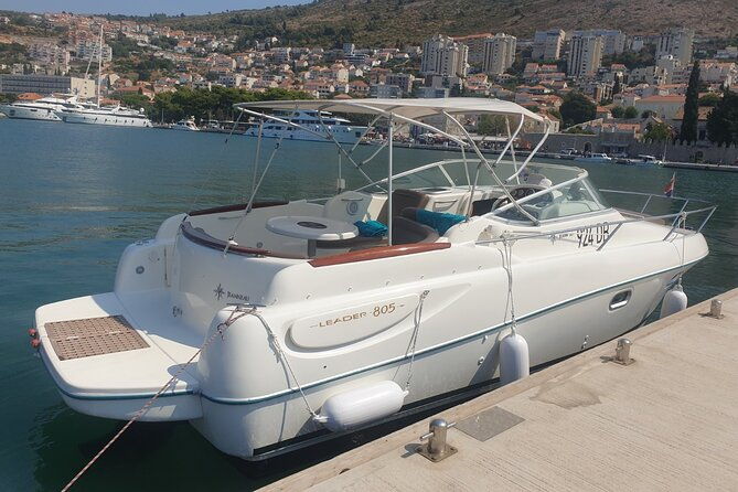 private-boat-tour-in-the-elaphiti-islands