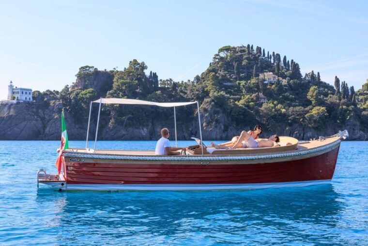 private-boat-tour-in-the-portofino-riviera