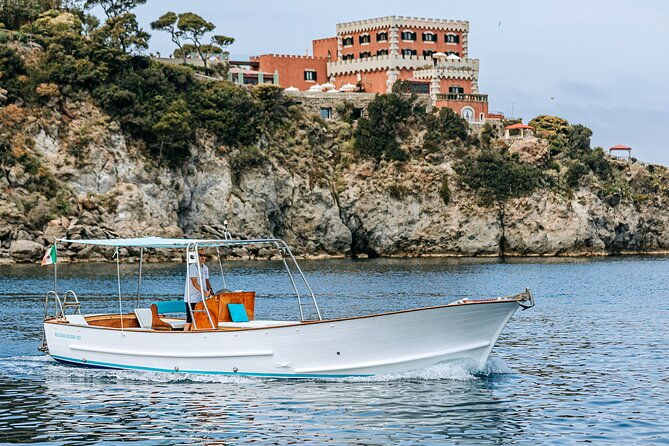 private-boat-tour-ischia-with-apreamilano-10-meters-2