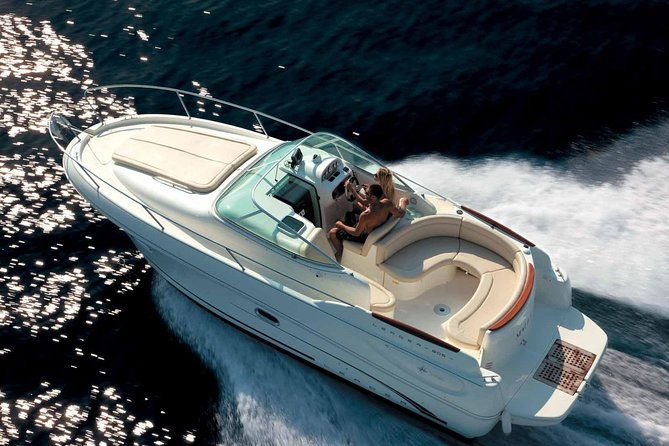private-boat-tour-of-amalfi-coast-and-capri-by-jeanneau-leader-2