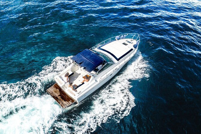 private-boat-tour-of-capri-from-positano-2
