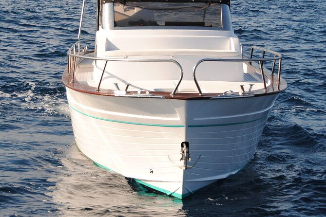 private-boat-tour-of-capri-from-positano-3