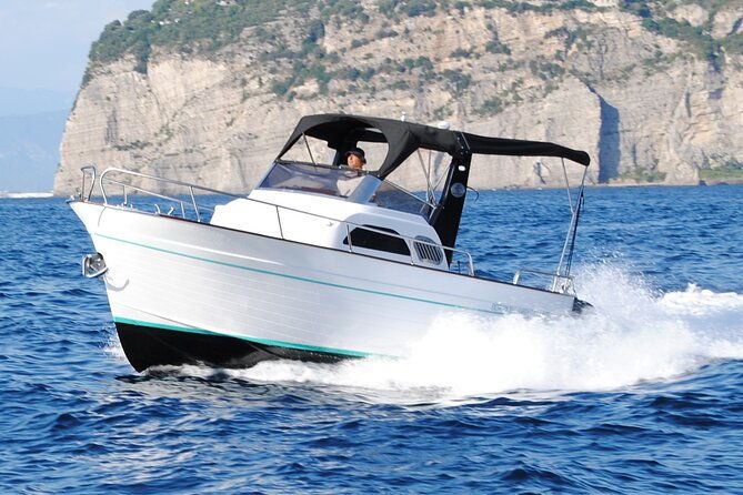 private-boat-tour-of-capri-from-positano-3
