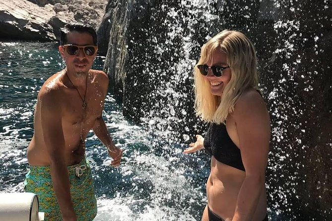 private-boat-tour-of-capri-from-positano