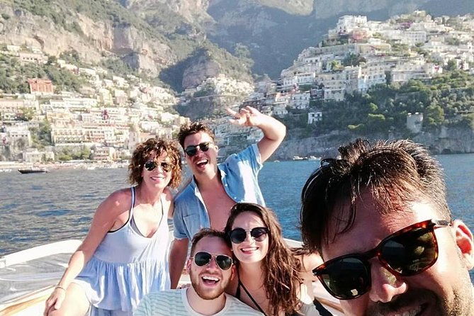 private-boat-tour-of-capri-from-positano